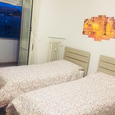 Female Dormitory For Only Female Bed & Breakfast Rome Exterior photo