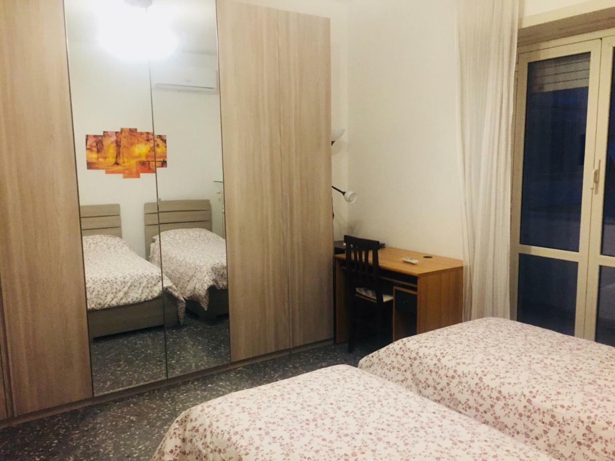 Female Dormitory For Only Female Bed & Breakfast Rome Exterior photo